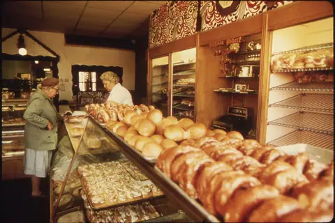 Golden Crust Bakery photo 1
